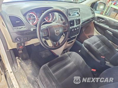 Zdjęcie 8 z 13 samochodu: 2014 DODGE GRAND CARAVAN SE VIN:2C4RDGBGXER369735 - miniatura