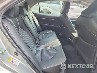 Zdjęcie 10 z 12 samochodu: 2018 TOYOTA CAMRY SE VIN:4T1B11HK3JU035722 - miniatura