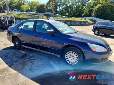 Czwarte zdjęcie samochodu z boku: 2007 HONDA ACCORD VALUE VIN:1HGCM56197A129391 - miniatura