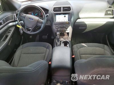 Zdjęcie 8 z 13 samochodu: 2017 FORD EXPLORER XLT VIN:1FM5K7D8XHGD04248 - miniatura