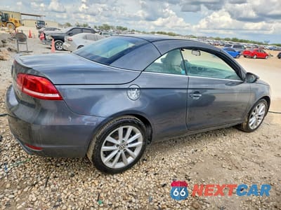 Trzecie zdjęcie samochodu z tyłu: 2012 VOLKSWAGEN EOS KOMFORT VIN:WVWBW7AH9CV013048 - miniatura
