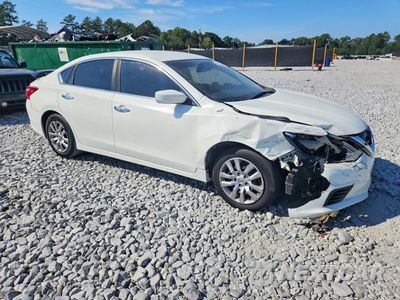 Czwarte zdjęcie samochodu z boku: 2017 NISSAN ALTIMA 2.5 S VIN:1N4AL3AP4HC113524 - miniatura