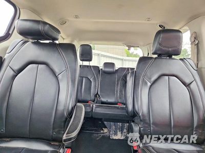 Zdjęcie 10 z 13 samochodu: 2020 CHRYSLER VOYAGER LXI VIN:2C4RC1DG3LR144437 - miniatura