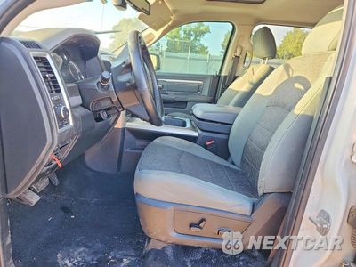 Zdjęcie 7 z 13 samochodu: 2018 RAM 1500 SLT VIN:1C6RR7LT9JS117472 - miniatura