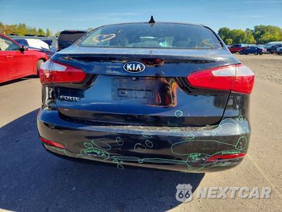 Zdjęcie 6 z 13 samochodu: 2016 KIA FORTE LX VIN:KNAFX4A61G5608930 - miniatura