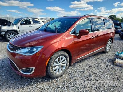 2018 CHRYSLER PACIFICA TOURING L PLUS 2C4RC1EG8JR248143 - główne zdjęcie licytacji z USA - miniatura