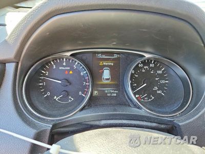 Zdjęcie 9 z 13 samochodu: 2015 NISSAN ROGUE SV VIN:5N1AT2ML8FC899043 - miniatura
