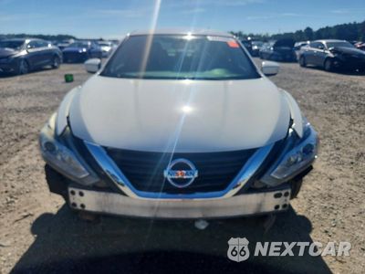 Piąte zdjęcie samochodu w środku: 2018 NISSAN ALTIMA 2.5 SL VIN:1N4AL3AP8JC256479 - miniatura