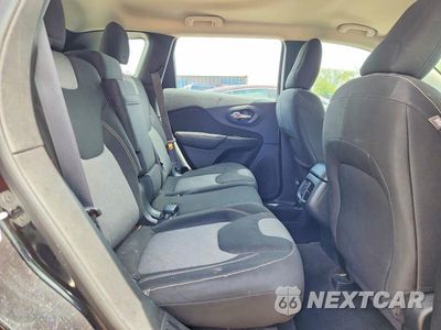 Zdjęcie 10 z 12 samochodu: 2015 JEEP CHEROKEE SPORT VIN:1C4PJLAB7FW761286 - miniatura