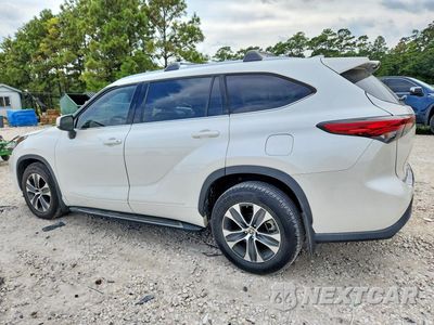 Drugie zdjęcie samochodu z przodu: 2021 TOYOTA HIGHLANDER XLE VIN:5TDGZRAH7MS059188 - miniatura
