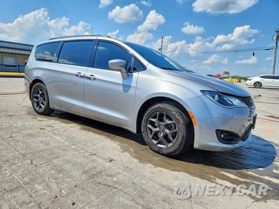Czwarte zdjęcie samochodu z boku: 2018 CHRYSLER PACIFICA TOURING L PLUS VIN:2C4RC1EG5JR226701 - miniatura