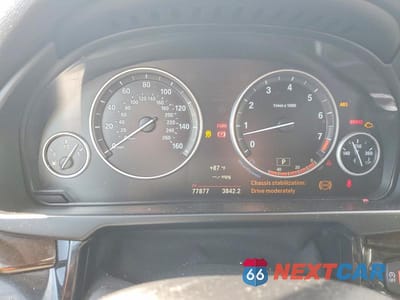 Zdjęcie 9 z 13 samochodu: 2015 BMW X5 XDRIVE35I VIN:5UXKR0C53F0P00317 - miniatura