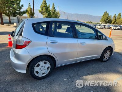 Trzecie zdjęcie samochodu z tyłu: 2012 HONDA FIT VIN:JHMGE8H35CS000855 - miniatura