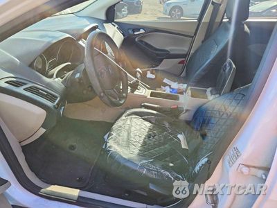 Zdjęcie 7 z 12 samochodu: 2015 FORD FOCUS SE VIN:1FADP3F24FL328901 - miniatura