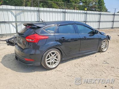 Trzecie zdjęcie samochodu z tyłu: 2016 FORD FOCUS ST VIN:1FADP3L95GL402829 - miniatura