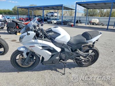 Trzecie zdjęcie samochodu z tyłu: 2013 KAWASAKI EX650 E VIN:JKAEXEE15DDA09014 - miniatura