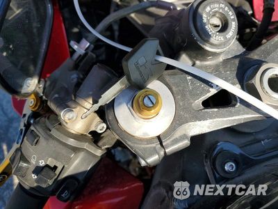 Zdjęcie 8 z 9 samochodu: 2005 KAWASAKI NINJA ZX 10R VIN:JKAZXCC195A031588 - miniatura