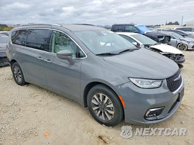Czwarte zdjęcie samochodu z boku: 2021 CHRYSLER PACIFICA HYBRID TOURING L VIN:2C4RC1L7XMR602736 - miniatura