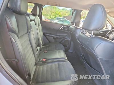 Zdjęcie 11 z 13 samochodu: 2022 MITSUBISHI OUTLANDER SE VIN:JA4J3UA81NZ032041 - miniatura