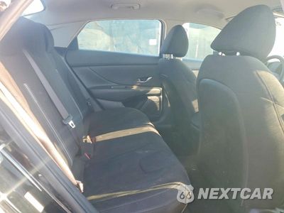 Zdjęcie 10 z 13 samochodu: 2022 HYUNDAI ELANTRA SEL VIN:KMHLM4AG9NU322670 - miniatura
