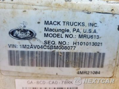 Zdjęcie 12 z 14 samochodu: 2011 MACK MRU613 REFUSE TRUCK VIN:1M2AV04C5BM008077 - miniatura