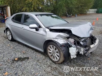 Czwarte zdjęcie samochodu z boku: 2019 TOYOTA CAMRY LE VIN:4T1B11HK4KU821188 - miniatura