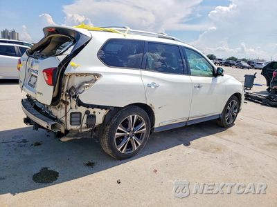 Trzecie zdjęcie samochodu z tyłu: 2017 NISSAN PATHFINDER PLATINUM VIN:5N1DR2MN1HC625120 - miniatura