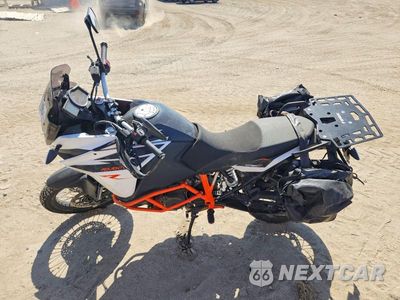 Trzecie zdjęcie samochodu z tyłu: 2018 KTM 1090 ADVENTURE R VIN:VBKV49408JM985469 - miniatura