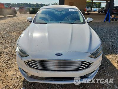 Piąte zdjęcie samochodu w środku: 2017 FORD FUSION S VIN:3FA6P0G72HR391839 - miniatura