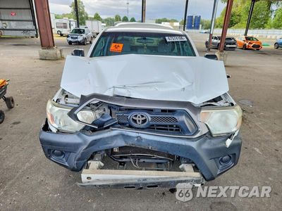 Piąte zdjęcie samochodu w środku: 2014 TOYOTA TACOMA BASE VIN:5TFNX4CN3EX035078 - miniatura
