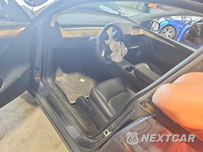 Zdjęcie 8 z 12 samochodu: 2022 TESLA MODEL Y VIN:7SAYGDEE1NA017196 - miniatura