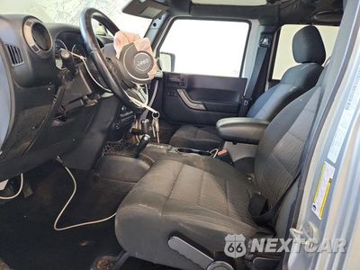 Zdjęcie 7 z 13 samochodu: 2012 JEEP WRANGLER UNLIMITED SPORT VIN:1C4BJWDG2CL140828 - miniatura