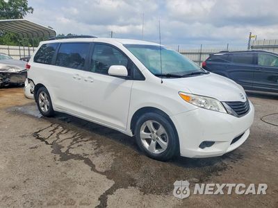 Czwarte zdjęcie samochodu z boku: 2012 TOYOTA SIENNA LE VIN:5TDKK3DC3CS268910 - miniatura
