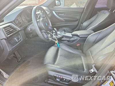Zdjęcie 7 z 12 samochodu: 2013 BMW 335 VIN:WBA3B9C59DJ437060 - miniatura