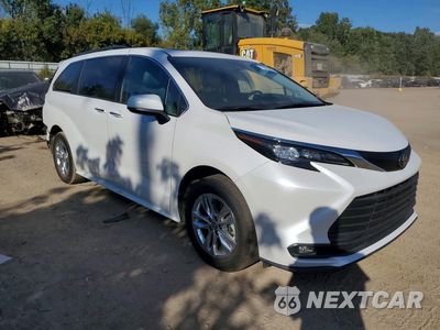 Czwarte zdjęcie samochodu z boku: 2026 TOYOTA SIENNA XLE 7-PASSENGER VIN:5TDYSKFC0TS282426 - miniatura