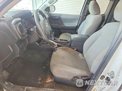 Zdjęcie 7 z 12 samochodu: 2020 TOYOTA TACOMA SR VIN:3TYRX5GN2LT001707 - miniatura