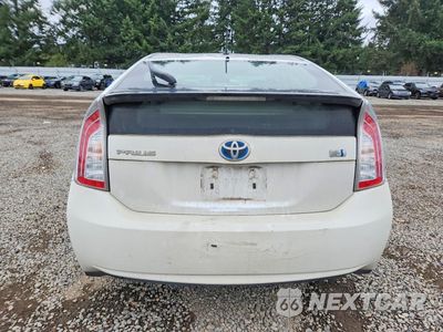 Zdjęcie 6 z 12 samochodu: 2013 TOYOTA PRIUS TWO VIN:JTDKN3DU5D0341568 - miniatura