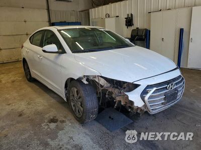Czwarte zdjęcie samochodu z boku: 2018 HYUNDAI ELANTRA VALUE EDITION VIN:5NPD84LF9JH248141 - miniatura