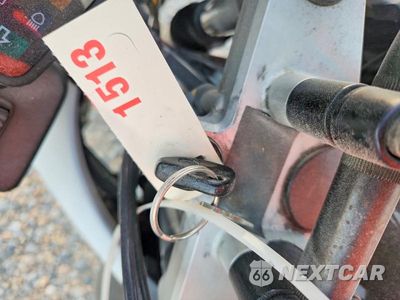 Zdjęcie 8 z 9 samochodu: 1996 BMW R1100 GS VIN:WB1040909T0381842 - miniatura