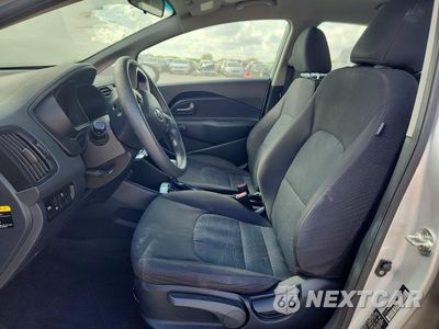 Zdjęcie 7 z 12 samochodu: 2015 KIA RIO LX VIN:KNADM4A30F6528002 - miniatura