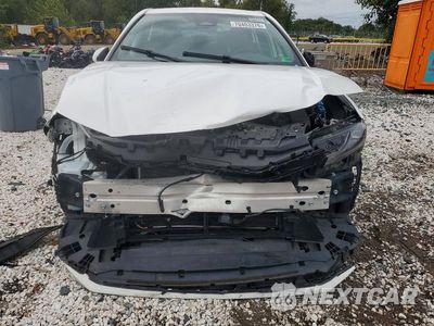 Piąte zdjęcie samochodu w środku: 2025 TOYOTA CAMRY SE VIN:4T1DAACK0SU525844 - miniatura