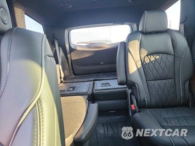 Zdjęcie 10 z 14 samochodu: 2024 BUICK ENCLAVE AVENIR VIN:5GAEVCKW5RJ118600 - miniatura