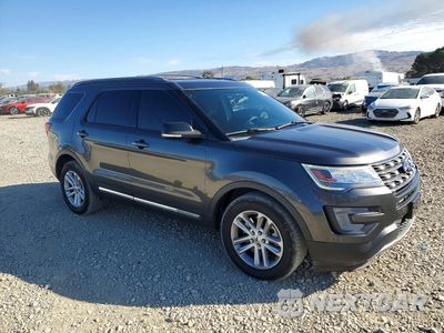 Czwarte zdjęcie samochodu z boku: 2017 FORD EXPLORER XLT VIN:1FM5K7D88HGC55745 - miniatura
