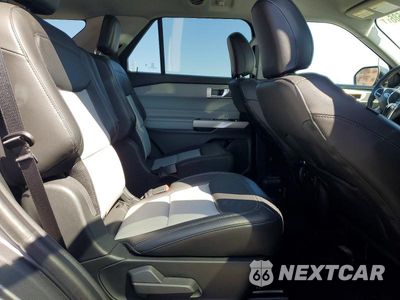 Zdjęcie 10 z 13 samochodu: 2024 FORD EXPLORER XLT VIN:1FMSK7DH2RGA17538 - miniatura
