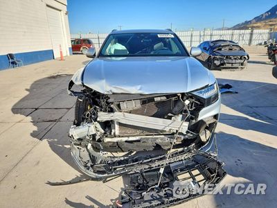 Piąte zdjęcie samochodu w środku: 2023 AUDI Q8 PREMIUM PLUS S-LINE VIN:WA1EVBF11PD016188 - miniatura