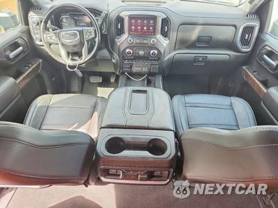 Zdjęcie 8 z 12 samochodu: 2021 GMC SIERRA K2500 DENALI VIN:1GT49REY3MF275729 - miniatura