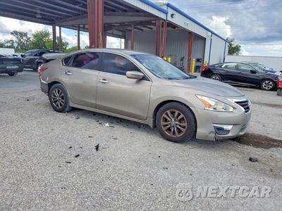 Czwarte zdjęcie samochodu z boku: 2015 NISSAN ALTIMA 2.5 S VIN:1N4AL3AP4FN402761 - miniatura