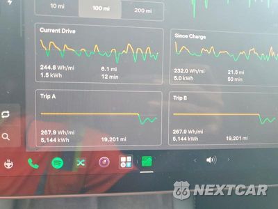 Zdjęcie 9 z 12 samochodu: 2023 TESLA MODEL Y VIN:7SAYGDEE9PA127268 - miniatura