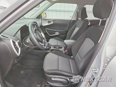Zdjęcie 7 z 12 samochodu: 2020 KIA SOUL LX VIN:KNDJ23AU1L7062620 - miniatura