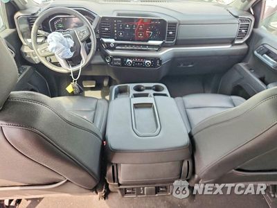 Zdjęcie 8 z 12 samochodu: 2025 GMC SIERRA C1500 SLT VIN:1GTPHDED4SZ268316 - miniatura